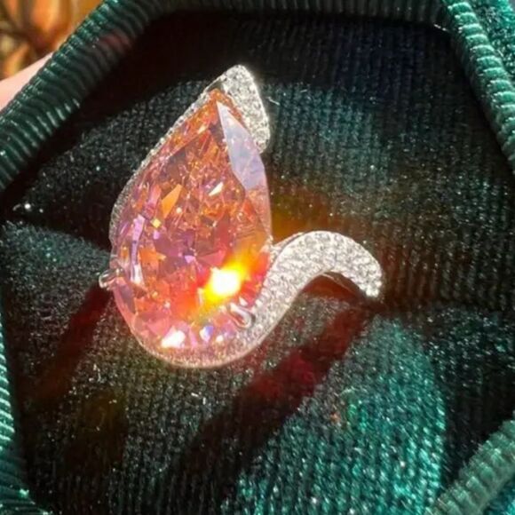 Pink water drop diamond ring sz 8 - Picture 2 of 6